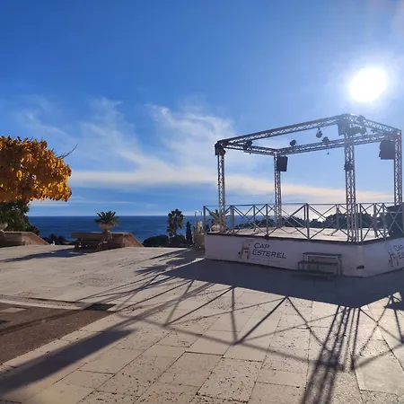 Daire Village Cap Esterel , Agay , T2 Climatise Vue Panoramique - Acces De Plain-pied Au Calme Rare Sur Le Site - Piscines Et Parking Couvert Inclus *