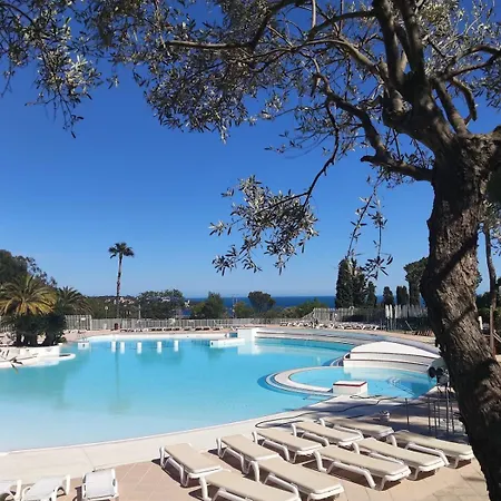 Village Cap Esterel , Agay , T2 Climatise Vue Panoramique - Acces De Plain-pied Au Calme Rare Sur Le Site - Piscines Et Parking Couvert Inclus * Saint-Raphaël
